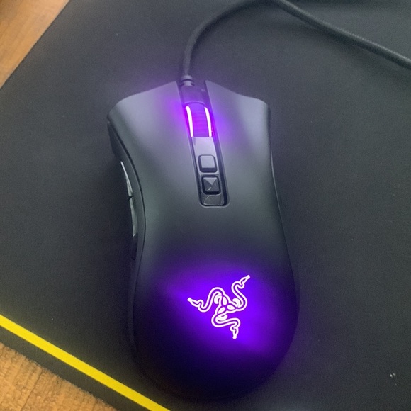 TECWARE PHANTOM RGB MECHANICAL KEYBOARD WITH RAZER DEATHADDER V2 (SOLD TOGETHER) - Picture 7 of 8